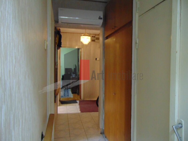 Vergului, apartament 3 camere decomandat